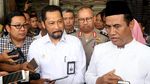 Berbaju Koko dan Songkok Amran Blusukan ke Pasar Cipinang Bareng Buwas