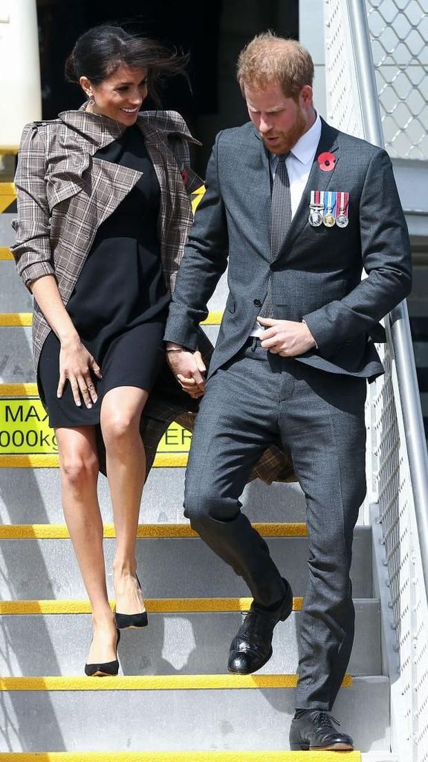 Meghan Markle saat tiba di Wellington, Selandia Baru.
