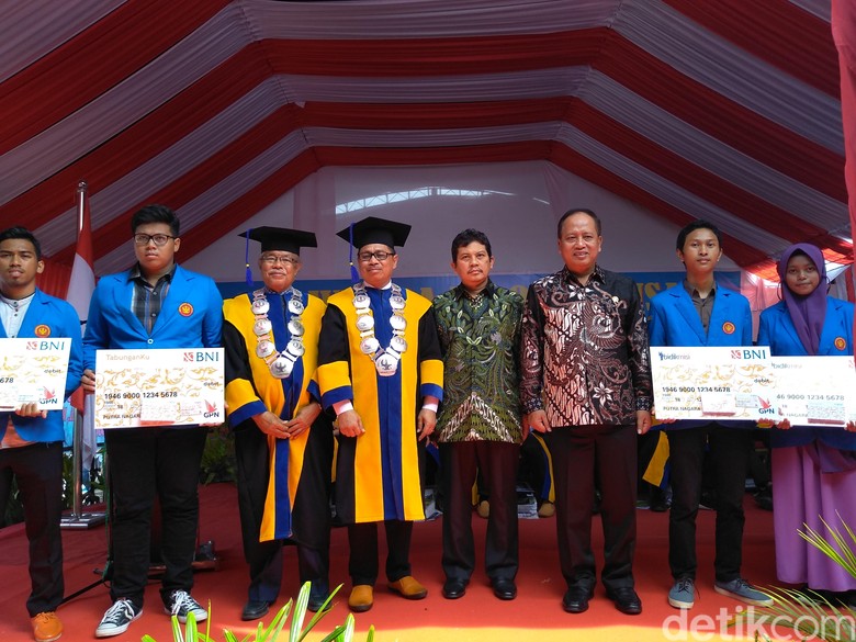 Kemenristek Kucurkan Rp 283 M Perbaiki Gedung Kampus Untad Palu Kemenristek Kucurkan Rp 283 M Perbaiki Gedung Kampus Untad Palu