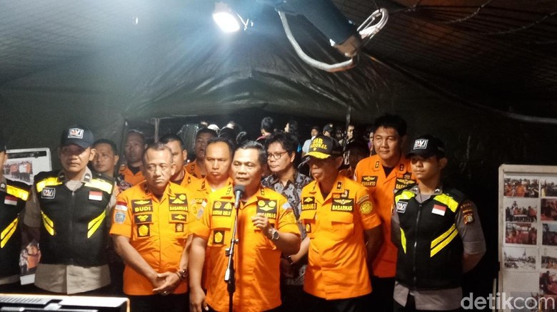 Hari Ke-12, Basarnas Temukan 1 Kantong Jenazah Isi Potongan Tubuh Hari Ke-12, Basarnas Temukan 1 Kantong Jenazah Isi Potongan Tubuh