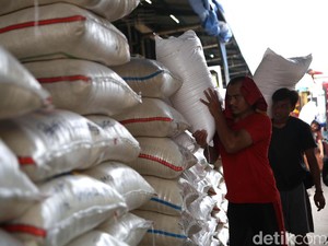 Harga Beras Medium Tembus Rp 11.000/Kg