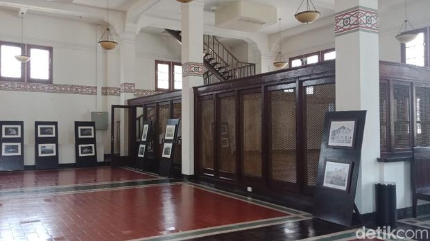 De Javasche Bank di surabaya