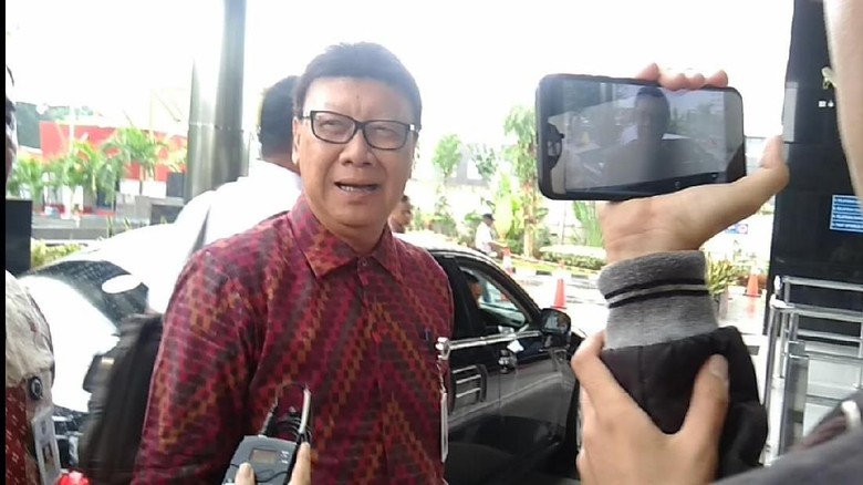 Mendagri Merapat ke KPK Temui Pimpinan Mendagri Merapat ke KPK Temui Pimpinan