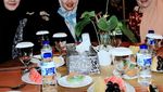 Begini Gaya Makan Istri Zumi Zola yang Ngaku Kaya dari Kakeknya