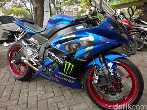 Ini Beda Decal dengan Stiker Scotlite Biasa