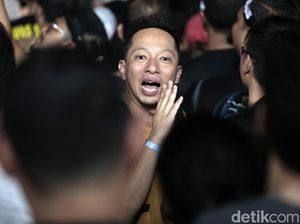 Heboh Hacker Bongkar Banyak Data, Bjorka Anak Ringgo Cosplay Pakai Topeng