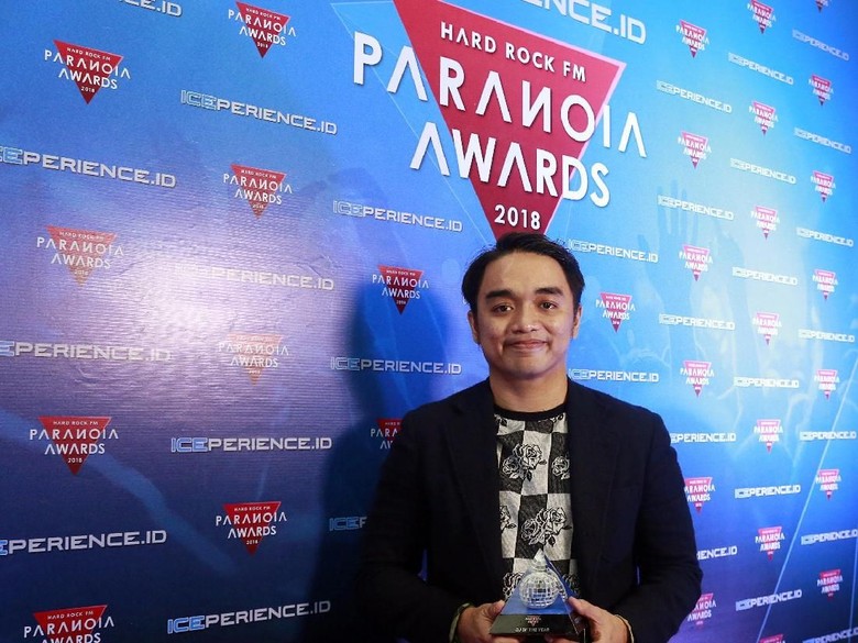 Dipha Barus Jadi DJ of The Year di Paranoia Awards 2018 Dipha Barus Jadi DJ of The Year di Paranoia Awards 2018