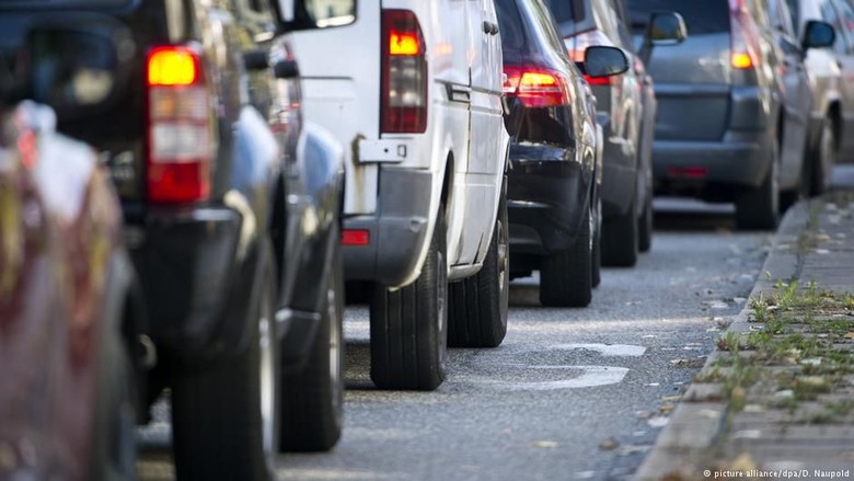 Kota Koln dan Bonn Diperintahkan Berlakukan Larangan Mobil Diesel Kota Koln dan Bonn Diperintahkan Berlakukan Larangan Mobil Diesel