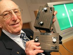 9 Pahlawan Teknologi, Penemu Ponsel Sampai Email