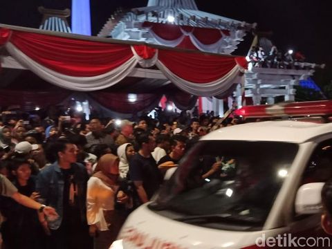 surabaya membara