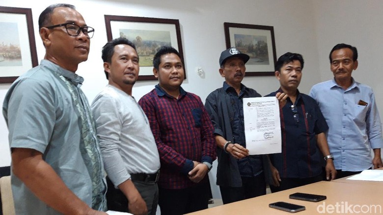 Eks Panwaslu Ramai-ramai Laporkan Bawaslu Jatim dan RI, Ada Apa? Eks Panwaslu Ramai-ramai Laporkan Bawaslu Jatim dan RI, Ada Apa?
