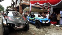 Mobil listrik BLITS dan Kasuari ini sendiri dipersiapkan untuk mengikuti Reli Dakar dalam kurun waktu 7-8 bulan. BLITS merupakan mobil listrik yang secara khusus didesain untuk balap dengan kapasitas dua orang dengan daya tempuh mencapai 500 kilometer dalam sekali pengisian daya baterai 100 kWh dengan menggunakan motor berkapasitas energi 50 kiloWatt.