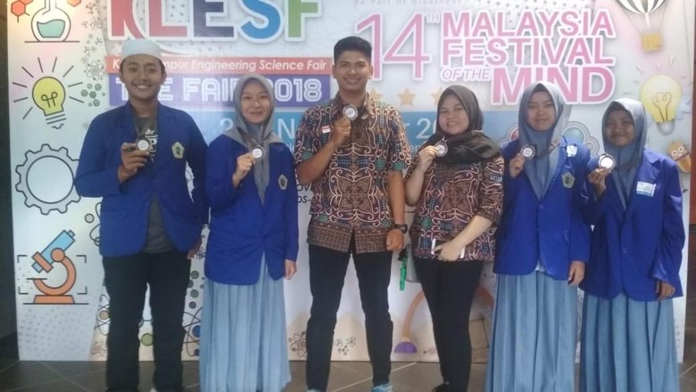 Tak Kalah Saing! 4 Santri Probolinggo Juara Lomba Sains di Malaysia Tak Kalah Saing! 4 Santri Probolinggo Juara Lomba Sains di Malaysia