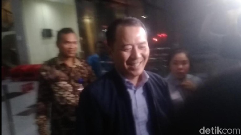 Diperiksa KPK 12 Jam, Eks Presdir Lippo Cikarang: Saya Capek Diperiksa KPK 12 Jam, Eks Presdir Lippo Cikarang: Saya Capek