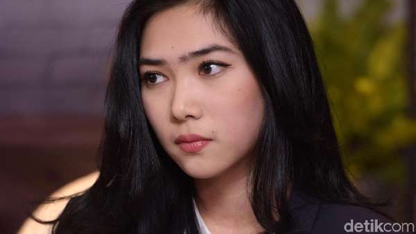 Akhirnya Isyana dan Rara Sekar Kolaborasi di Milly & Mamet Akhirnya Isyana dan Rara Sekar Kolaborasi di Milly & Mamet