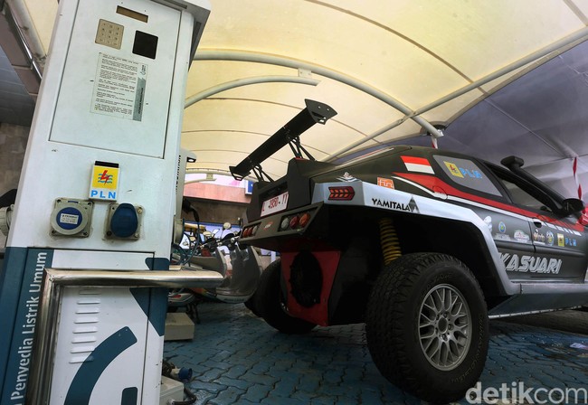 Jalan Kendaraan Listrik di Indonesia