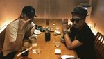 Makan Hotpot dan Es Krim, Begini Manisnya Pose Kulineran Kris Wu