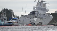 Terminal minyak Equinor Sture tempat asal kapal tanker tersebut sementara ini tidak melayani bongkar muat karena sedang melakukan pengecekan Sola TS. NTB Scanpix/Marit Hommedal via REUTERS.