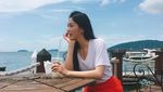 Foto: Gaya Liburan Miss Korea 2017 yang Hobi Surfing