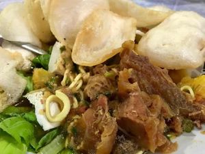 Tahu Campur Surabaya yang Selalu Bikin Kangen dan Kenyang