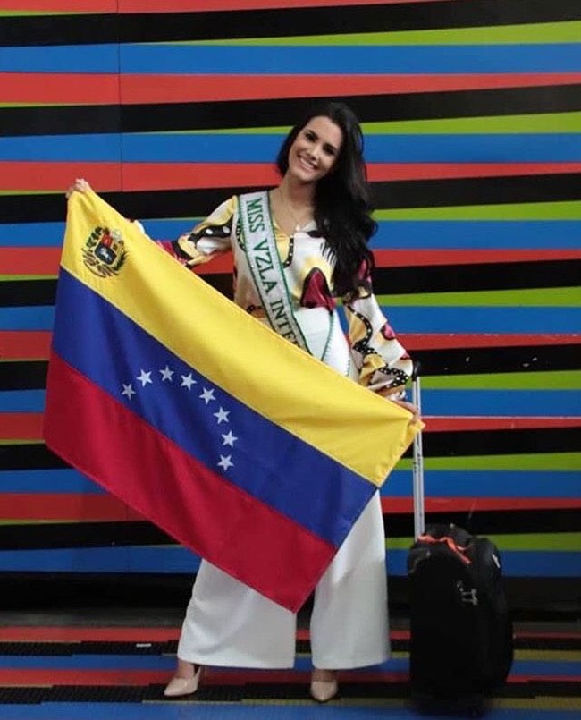 Mariem merupakan mahasiswi Teknik geofisika, dan ia suka bermain tenis serta piano Foto: Dok. Instagram @mariemvelazco