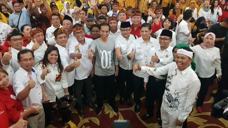 Jokowi Sebut Tak Sulit Raih Kemenangan di Jabar Jokowi Sebut Tak Sulit Raih Kemenangan di Jabar