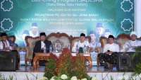 Dalam peluncuran Program Sadesha, Maruf didampingi Gubernur Jabar Ridwan Kamil dan Pimpinan Pondok Pesantren Al-Falah KH Cecep Abdullah.