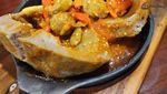 Pedas Gila! Bakso Rusuk Setan dan Bakso Lava Berlumuran Cabai