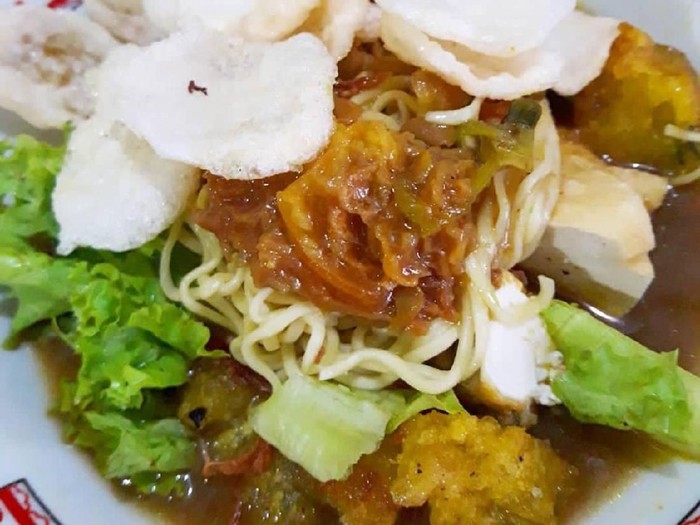 tahu campur surabaya untuk sarapan