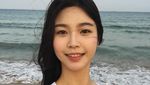 Foto: Gaya Liburan Miss Korea 2017 yang Hobi Surfing
