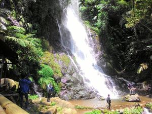 Ciamis Punya 7 Air Terjun Berdekatan Lho