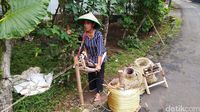 Geliat Perajin Tali Tambang di Kampung Saguling Kolot Ciamis