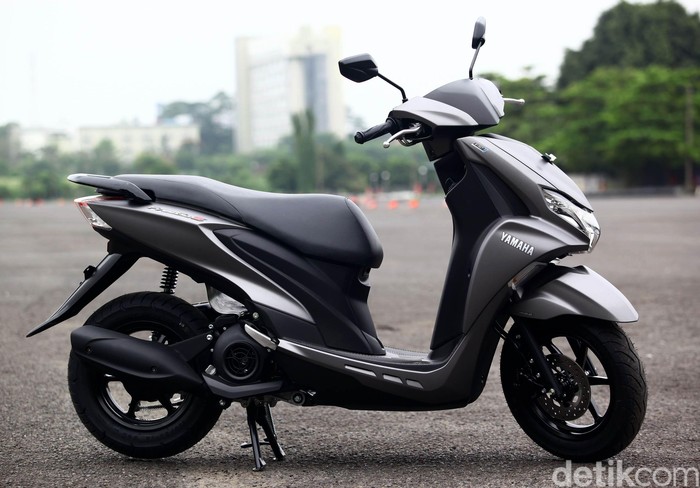 Yamaha Indonesia Motor Manufacturing (YIMM) resmi merilis skutik baru mereka Yamaha Freego. Seperti apa ulasannya? Yuk, lihat.