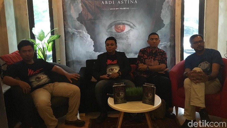Haris Azhar: Buku Teror Mata Abdi Astina Metafora Novel Baswedan Haris Azhar: Buku Teror Mata Abdi Astina Metafora Novel Baswedan