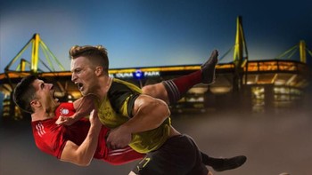 Namun Marco Reus membalasnya dengan mencetak dua gol juga. Foto: Instagram/brfootball