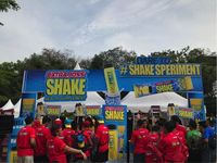 Bikin Heboh, Bola Raksasa Menggemparkan GBK