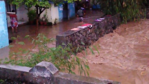 Banjir Genangi Sejumlah Ruas Jalan dan Pemukiman Warga