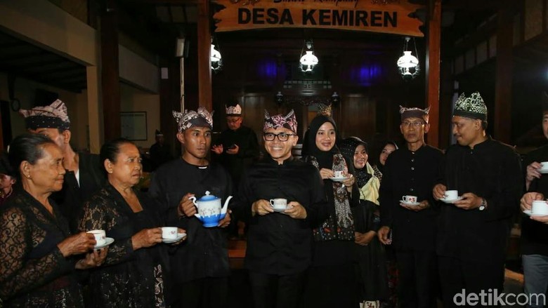 Perpaduan Tradisi dan Ekonomi Kreatif di Festival Ngopi Sepuluh Ewu Perpaduan Tradisi dan Ekonomi Kreatif di Festival Ngopi Sepuluh Ewu