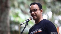 Anies berharap Pemprov DKI dan komunitas Ciliwung bisa bekerjasama untuk membenahi Ciliwung.