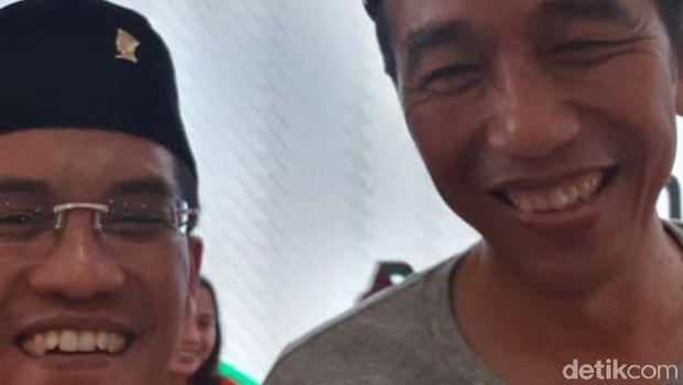 Joko Trio Suroso, caleg pdip yang menginterupsi untuk selfie dengan Jokowi
