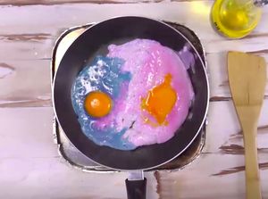 Resep Telur Ceplok Aneka Warna, Menarik Buat Sarapan Besok