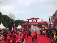 Bikin Heboh, Bola Raksasa Menggemparkan GBK