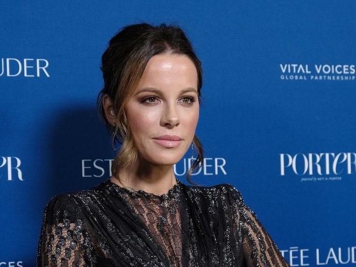 Aktris Kate Beckinsale akhirnya kepincut facial penis. (Foto: dok. Getty Images) Aktris Kate Beckinsale akhirnya kepincut facial penis. (Foto: dok. Getty Images)