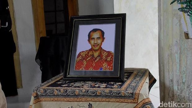 Foto Almarhum Joyo Nuroso. 