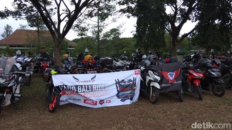 Rayakan Hari Pahlawan, Bikers Vario Gelar Jambore Nasional. Foto: Eko Susanto Rayakan Hari Pahlawan, Bikers Vario Gelar Jambore Nasional. Foto: Eko Susanto