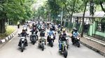 Begini Aksi Jokowi Pimpin Konvoi Bikers di Bandung