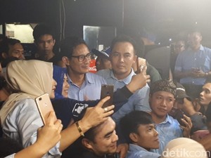 Sandi Ngaku Salah dan Minta Maaf Langkahi Makam Pendiri NU