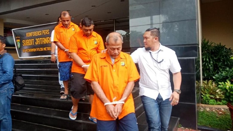 Penipu Ratna Sarumpaet soal Uang Raja Rp 23 T Ngaku Anggota BIN Penipu Ratna Sarumpaet soal Uang Raja Rp 23 T Ngaku Anggota BIN