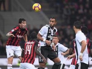 Juventus Gasak AC Milan 2-0 di San Siro