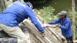 Masuki Musim Hujan, Turap Kali Sunter Diperbaiki